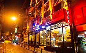 Emirtimes Hotel Kadikoey